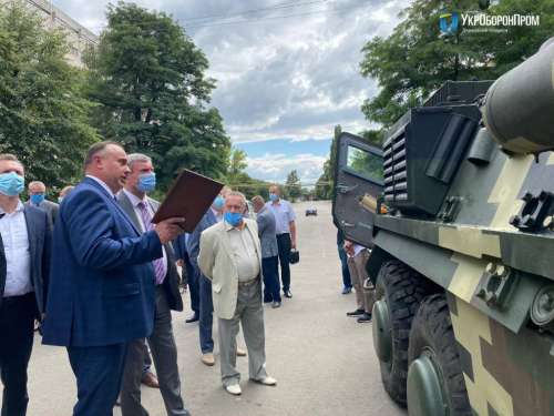 ЗСУ отримали партію нових бронетранспортерів