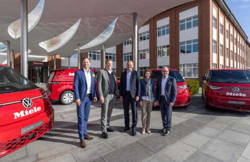 Volkswagen передав замовнику перші фургони ID.Buzz Cargo