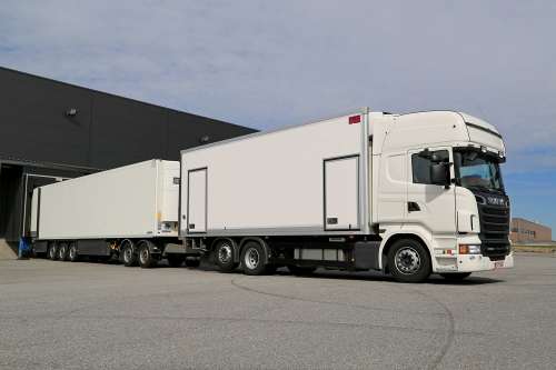 Дорогами Швеції курсуватимуть вантажівки довжиною до 34,5 метрів