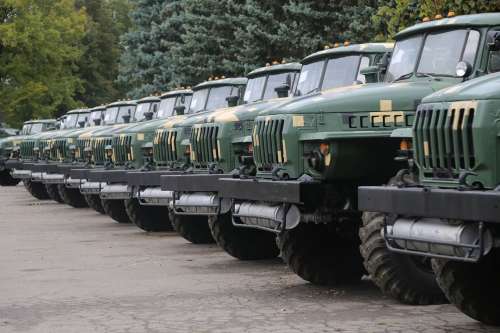 Мінооборони замовило ремонт 235 радянських вантажівок за 280 мільйонів гривень