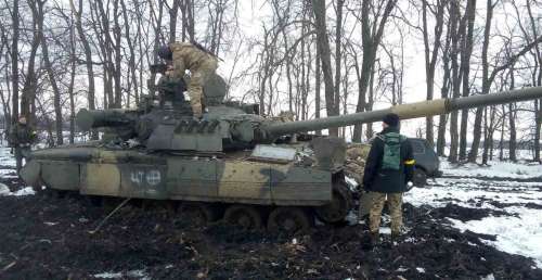 Під Лебедином захоплено ворожі танки Т-80У та артилерію
