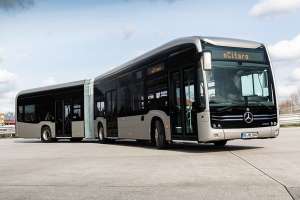 Які нові моделі автобусів представив Mercedes-Benz