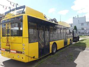 «Богдан» відправив першу партію нових тролейбусів до Полтави