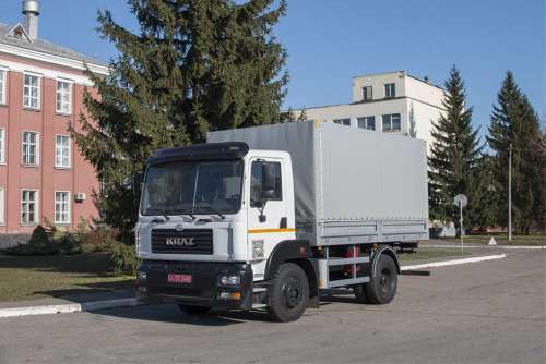 Українські гірники отримали новий спецавтомобіль на базі КрАЗ