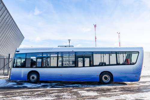 Литовці представили пластиковий електробус