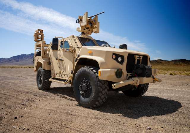Армія США обирає новий легкий тактичний автомобіль