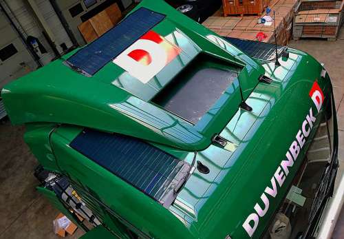 Німецький перевізник оснастить сонячними панелями понад 1000 своїх вантажівок
