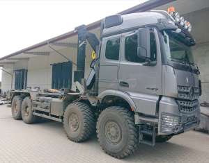 Mercedes-Benz Special Trucks презентував вантажівки для складного бездоріжжя