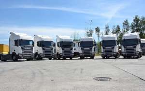 До України прибула велика партія вантажівок Scania
