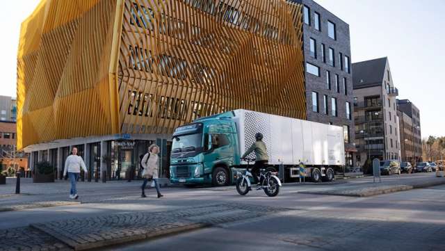 Volvo Trucks отримала найбільше в Європі замовлення на електровантажівки