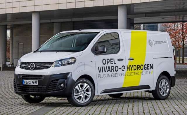 Розпочалося серійне виробництво воднево-електричних Opel Vivaro