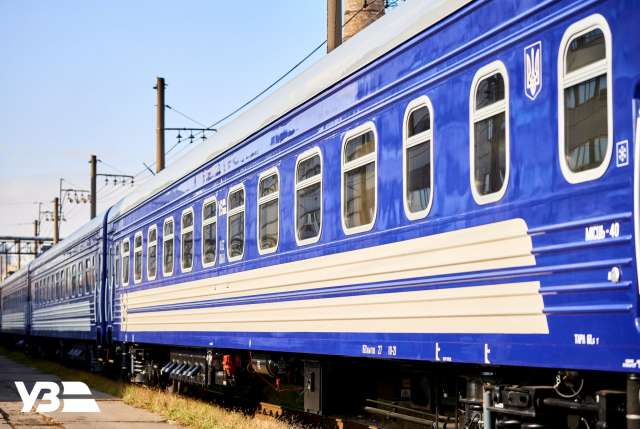 «Укрзалізниця» отримала нові пасажирські вагони українського виробництва
