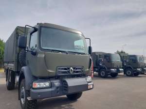 Литва поділиться з Україною закупленими вантажівками Renault D