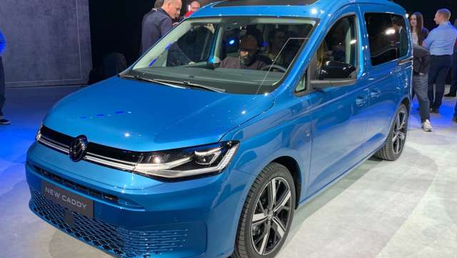 Стали відомі конструктивні подробиці нового Volkswagen Caddy