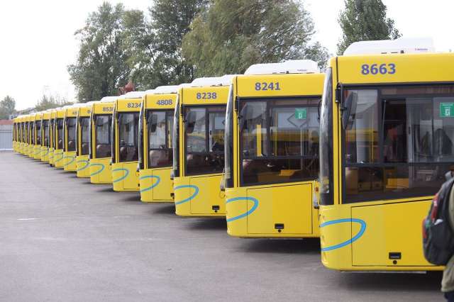 Київ закуповує автобуси на кошти Європейського інвестиційного банку